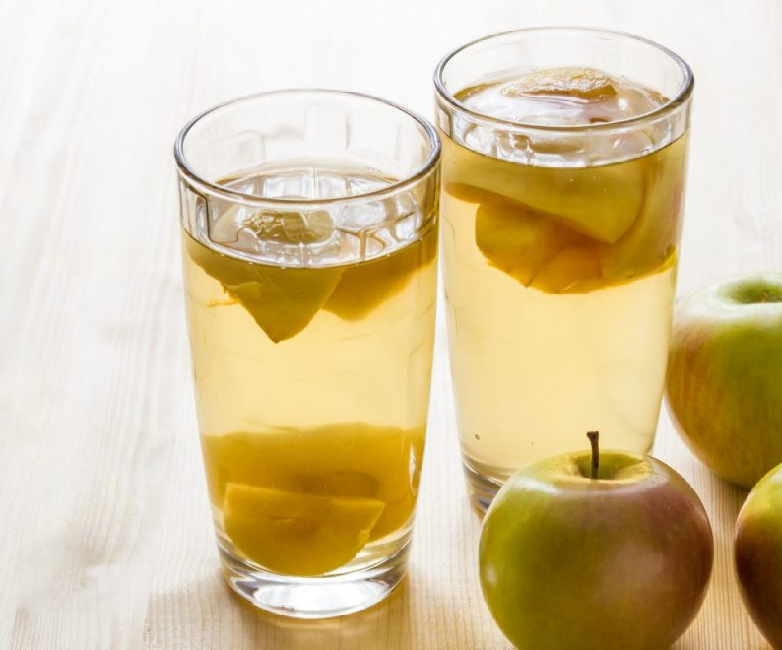 зварити компот із яблук