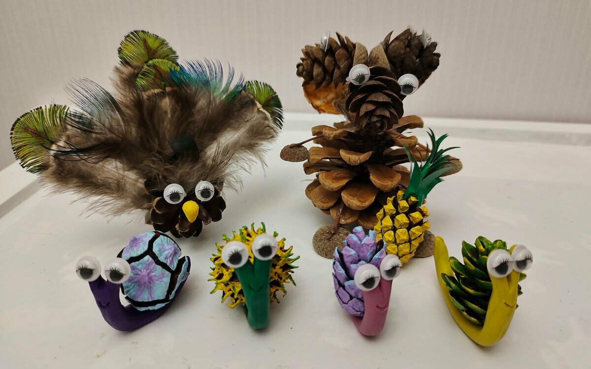 весняні поробки з шишок