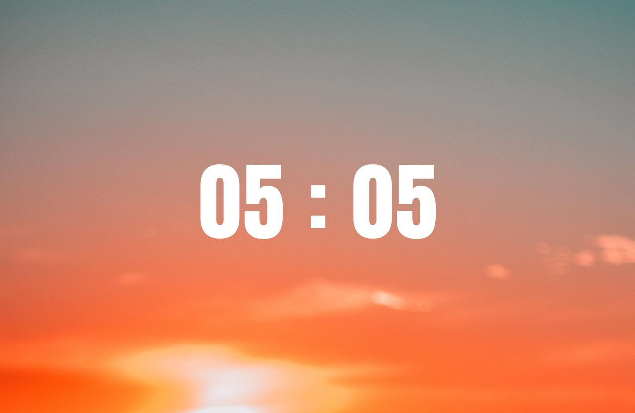 что означает 05:05 на часах
